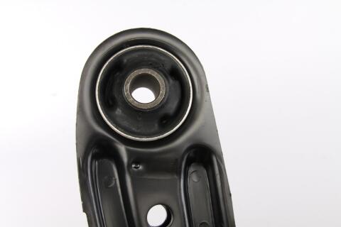 Важіль підвіски (передній/знизу) VW Caddy/Polo 95-04/Golf 83-92/Seat Ibiza/Cordoba 93-02(без кульової) Важіль підвіски (передній/знизу) VW Caddy/Polo 95-04/Golf 83-92/Seat Ibiza/Cordoba 93-02(без кульової)