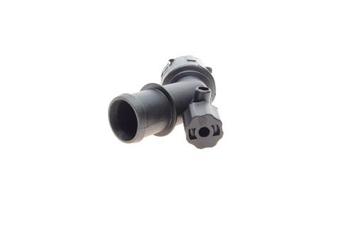 Фланець системи охолодження VW Golf IV 97-06 Фланець системи охолодження VW Golf IV 97-06