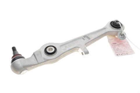 Рычаг подвески (передний/снизу/спереди) Audi A4 00-08 Рычаг подвески (передний/снизу/спереди) Audi A4 00-08