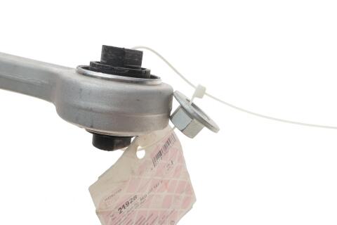 Рычаг подвески (передний/снизу/спереди) Audi A4 00-08 Рычаг подвески (передний/снизу/спереди) Audi A4 00-08