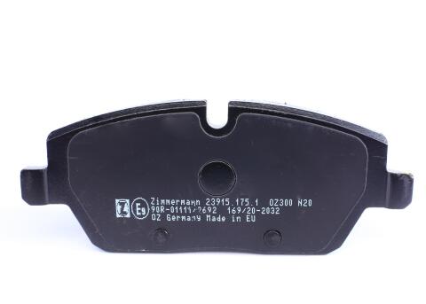 Колодки тормозные (передние) BMW 1 (E87) 03-12/Ford Focus II (Lucas-Giling)