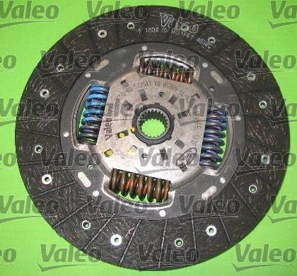 Комплект зчеплення Ford Transit 2.4DI 00-06 (использовать з 835000) (+вижимний + вилка зчеплення) Комплект зчеплення Ford Transit 2.4DI 00-06 (использовать з 835000) (+вижимний + вилка зчеплення)