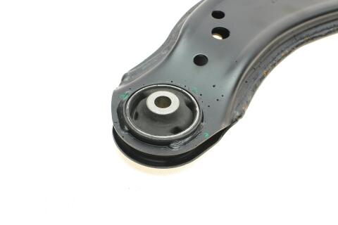 Важіль підвіски (передній/знизу) Audi A3/Skoda Octavia/VW Bora/Golf 96-10 Важіль підвіски (передній/знизу) Audi A3/Skoda Octavia/VW Bora/Golf 96-10