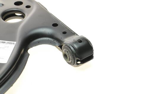 Важіль підвіски (передній/знизу) Audi A3/Skoda Octavia/VW Bora/Golf 96-10 Важіль підвіски (передній/знизу) Audi A3/Skoda Octavia/VW Bora/Golf 96-10