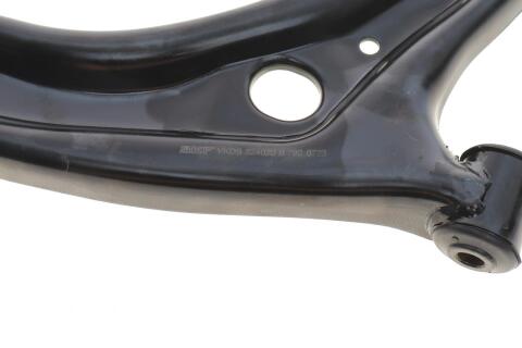 Важіль підвіски (передній/знизу) (R) Ford Fiesta 01-