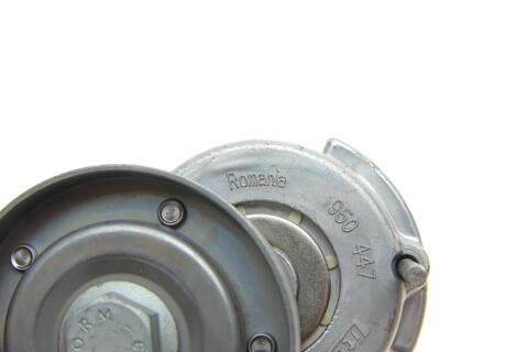 Натяжник ременя генератора VW Caddy III/Golf V-VI/Passat B6/B7 1.2-1.6 02- (64x24)