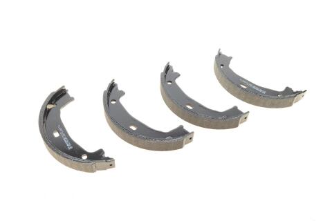 Колодки ручника BMW 1 (E81/E82)/3 (E46/E90) 98-13 (160.5x20) Колодки ручника BMW 1 (E81/E82)/3 (E46/E90) 98-13 (160.5x20)