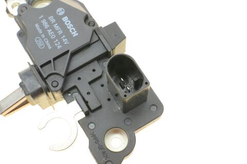 Реле генератора VW LT/T4 2.5TDI 96-06 Реле генератора VW LT/T4 2.5TDI 96-06