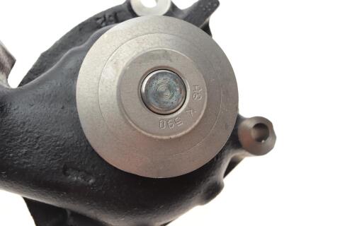 Помпа води Ford Mondeo I/II 1.8TD 93-00 (R/B) (9 лоп) Помпа води Ford Mondeo I/II 1.8TD 93-00 (R/B) (9 лоп)