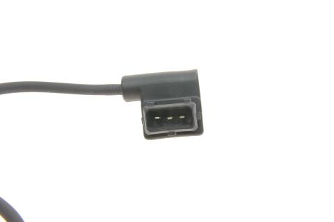 Датчик положення колінвалу BMW 3 (E36)/5 (E34) 2.0-2.5 89-99 Датчик положення колінвалу BMW 3 (E36)/5 (E34) 2.0-2.5 89-99