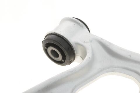 Важіль підвіски (передній/знизу) (L) Ford Focus III/C-Max II 10-