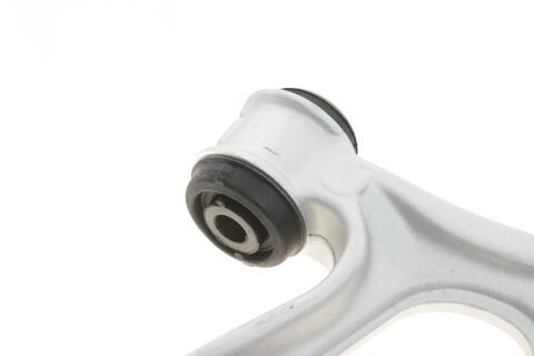 Важіль підвіски (передній/знизу) (R) Ford Focus III/C-Max II 10- Важіль підвіски (передній/знизу) (R) Ford Focus III/C-Max II 10-