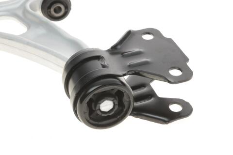 Важіль підвіски (передній/знизу) (L) Ford Focus III/C-Max II 10-