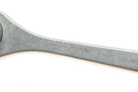 Важіль підвіски (задній) Audi A8 97-02