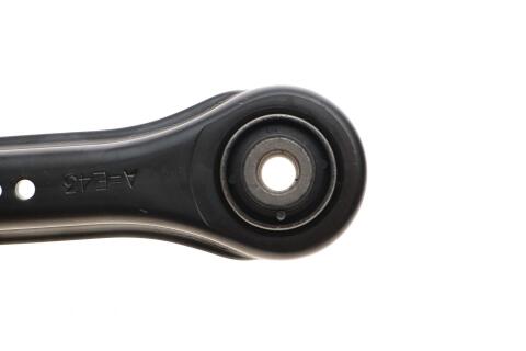 Рычаг подвески (задний) Mitsubishi Lancer VIII/Outlander II 06- (ARM818) Рычаг подвески (задний) Mitsubishi Lancer VIII/Outlander II 06- (ARM818)