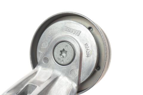 Натяжник ременя генератора Skoda Octavia/VW Golf 1.4/1.6 97-06 (70x24) Натяжник ременя генератора Skoda Octavia/VW Golf 1.4/1.6 97-06 (70x24)