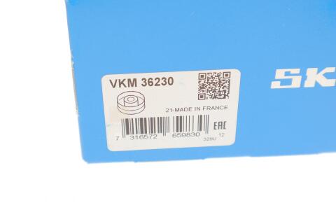 Ролик генератора Volvo S60 I/S80 I/V70 II/XC70 I/XC90 I 2.4D 01-14 (натяжний) (70х24.5) Ролик генератора Volvo S60 I/S80 I/V70 II/XC70 I/XC90 I 2.4D 01-14 (натяжний) (70х24.5)