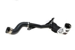 Патрубок інтеркулера (R) Renault Clio IV/Dokker 1.5dCi 12- Патрубок інтеркулера (R) Renault Clio IV/Dokker 1.5dCi 12-