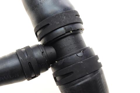 Патрубок радіатора (нижній) Renault Master 2.0 dCi 06-