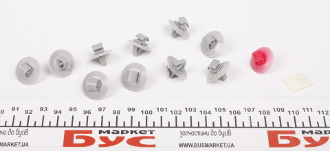 Клипса крепления молдинга Renault Kangoo/Trafic (к-кт) Клипса крепления молдинга Renault Kangoo/Trafic (к-кт)