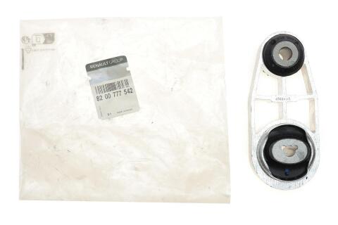 Подушка двигуна (задня/нижня) Renault Megane II 1.5dCi/1.9dCi/2.0i 03-09 (косточка) Подушка двигуна (задня/нижня) Renault Megane II 1.5dCi/1.9dCi/2.0i 03-09 (косточка)