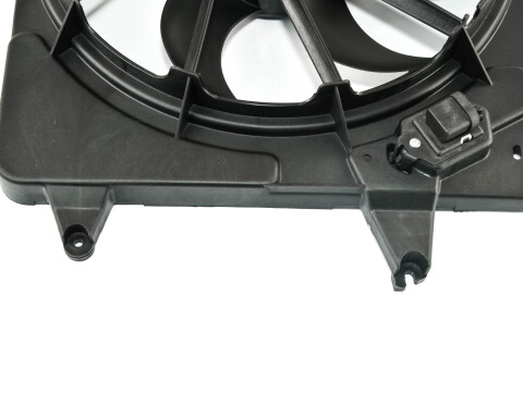 Вентилятор радіатора у корпусі (+AC) (320W, d=380mm) тип Bosch Renault Logan I / Sandero I Вентилятор радіатора у корпусі (+AC) (320W, d=380mm) тип Bosch Renault Logan I / Sandero I