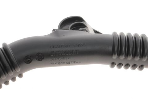 Патрубок интеркулера Renault Megane IV/Scenic IV/Nissan Qashqai 1.5 dCi 15- Патрубок интеркулера Renault Megane IV/Scenic IV/Nissan Qashqai 1.5 dCi 15-