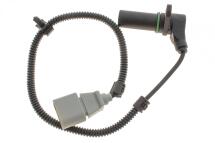 Датчик положення колінвалу VW T5 2.5TDI 03-09