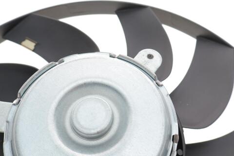 Вентилятор радіатора кондиціонера VW Crafter/MB Sprinter 906 06-