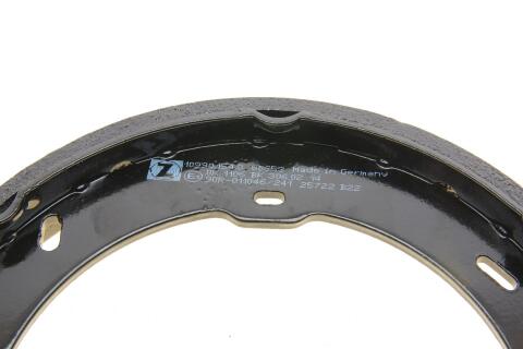 Колодки ручника MB Sprinter/VW Crafter 06- (180x25) Колодки ручника MB Sprinter/VW Crafter 06- (180x25)