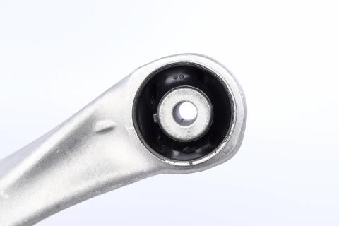 Важіль підвіски (передній/знизу) (R) BMW 5 (F10/F18)/6 (F13) 2.0D-4.4 10- Важіль підвіски (передній/знизу) (R) BMW 5 (F10/F18)/6 (F13) 2.0D-4.4 10-