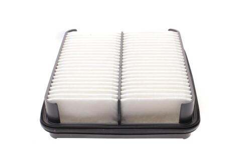 Фільтр повітряний Suzuki Grand Vitara 2.0/2.5i 95- Фільтр повітряний Suzuki Grand Vitara 2.0/2.5i 95-