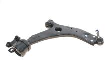 Рычаг подвески (передний/снизу) (R) Ford C-Max 07-10/Focus/Volvo C30/C70/S40/V50 04-12 (с шаровой)