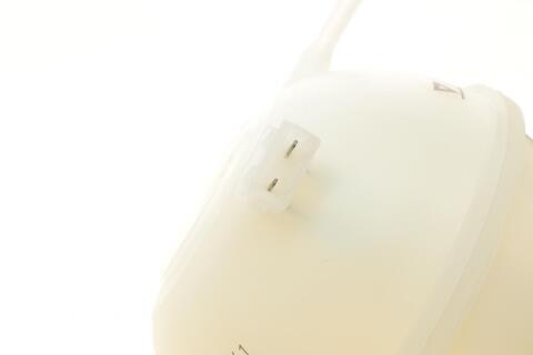 Бачок розширювальний VW Caddy II/Passat/Polo 81-04