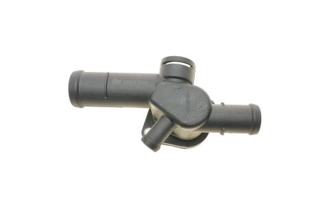 Фланец системы охлаждения VW Golf 1.6 03-14/Audi A3 1.6 03-12 Фланец системы охлаждения VW Golf 1.6 03-14/Audi A3 1.6 03-12