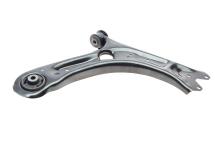 Рычаг подвески (передний/снизу) (R) VW Passat 10-