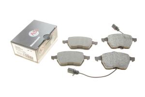 Комплект гальмівних колодок (передніх) Audi A4/A6/Skoda Superb/VW Passat 1.9TDI/2.5TDI 96- (з датчиками)(ATE)