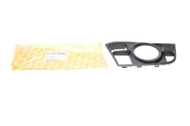 Вставка бампера (під протитуманку) BMW 5 (F10/F11) 09-17 (M-Technic) (R)