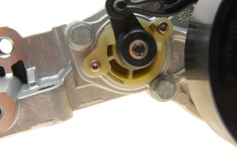 Помпа води BMW 3 (G20)/5 (G30) 16- (B57)