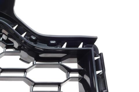 Решітка бампера BMW X5 (G05) 18-(R) Решітка бампера BMW X5 (G05) 18-(R)