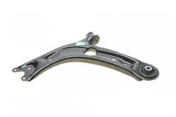 Рычаг подвески (передний) (L) Skoda Superb III/VW Passat/Touran 14- (OE VAG)