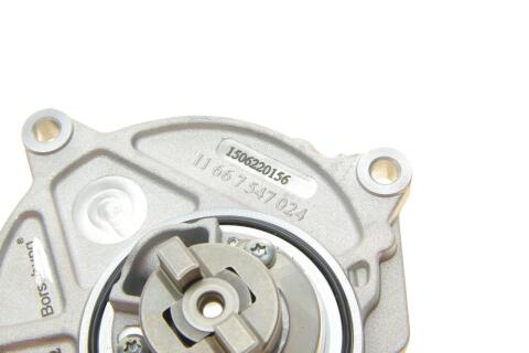 Насос вакуумный BMW 1(E81/E87)/3(E90) 07-13 (N43) Насос вакуумный BMW 1(E81/E87)/3(E90) 07-13 (N43)