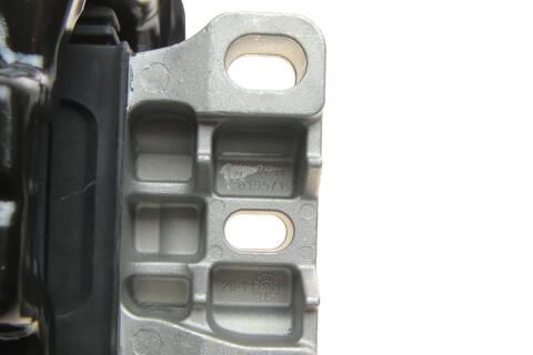 Подушка двигуна (L)  VW Touran 1.4TSI/1.6/2.0TDI 15- (OE VAG)