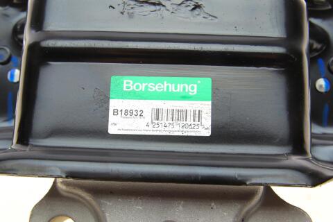 Подушка двигуна (L)  VW Touran 1.4TSI/1.6/2.0TDI 15- (OE VAG)