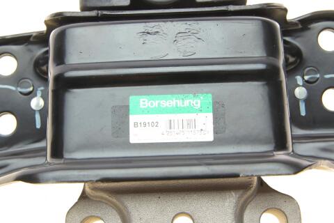 Подушка двигателя VW Touran 1.8TSI 15- (OE VAG) Подушка двигателя VW Touran 1.8TSI 15- (OE VAG)