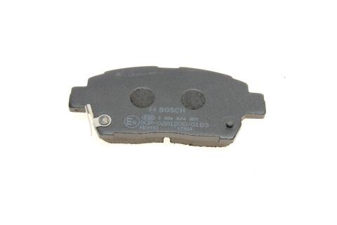 Колодки тормозные (передние) Toyota Corolla 01-08/Prius 03-09/Yaris 99-05