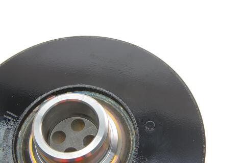 Шків колінвалу BMW 5/7/X5/X6 2.5-4.0D 08- (7PK) Шків колінвалу BMW 5/7/X5/X6 2.5-4.0D 08- (7PK)