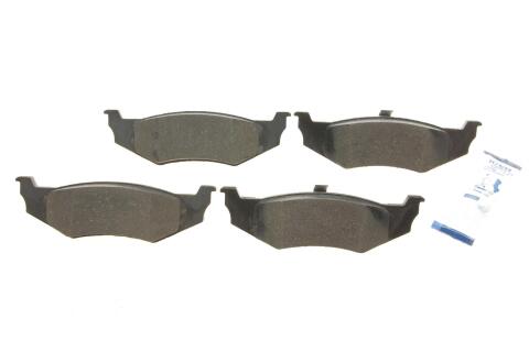 Колодки гальмівні (задні) Chrysler 300M 98-04/Neon 94-06/Cruiser 00-10/Voyager/Dodge Avenger 95-01