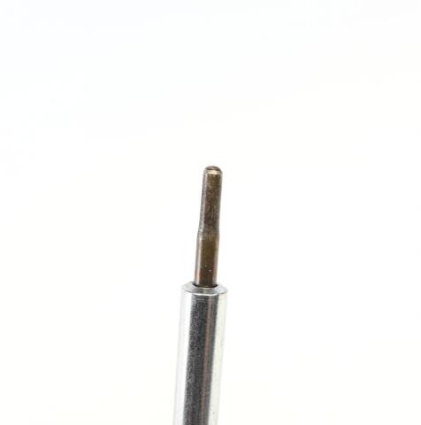 Свічка розжарювання Nissan Almera/Primera/Navara/Pathfinder/X-Trail 2.2dCi 02- Свічка розжарювання Nissan Almera/Primera/Navara/Pathfinder/X-Trail 2.2dCi 02-