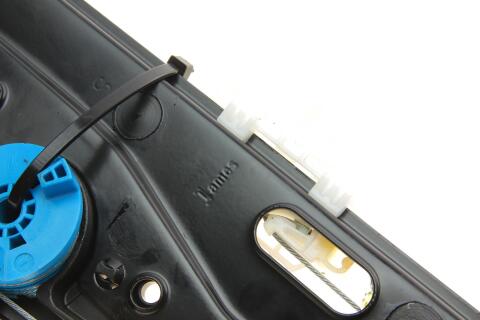 Стеклоподъемник (передний) BMW 3 (F30/F80/F31) 12-18 (L) (электро) (без моторчика)